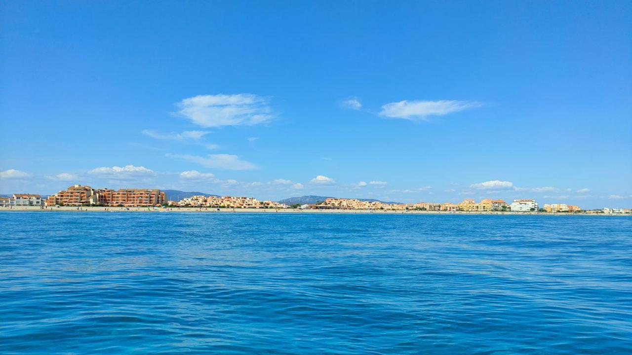 Appt T1 bis, terrasse face mer, rénové, climatisé Leucate Esterno foto