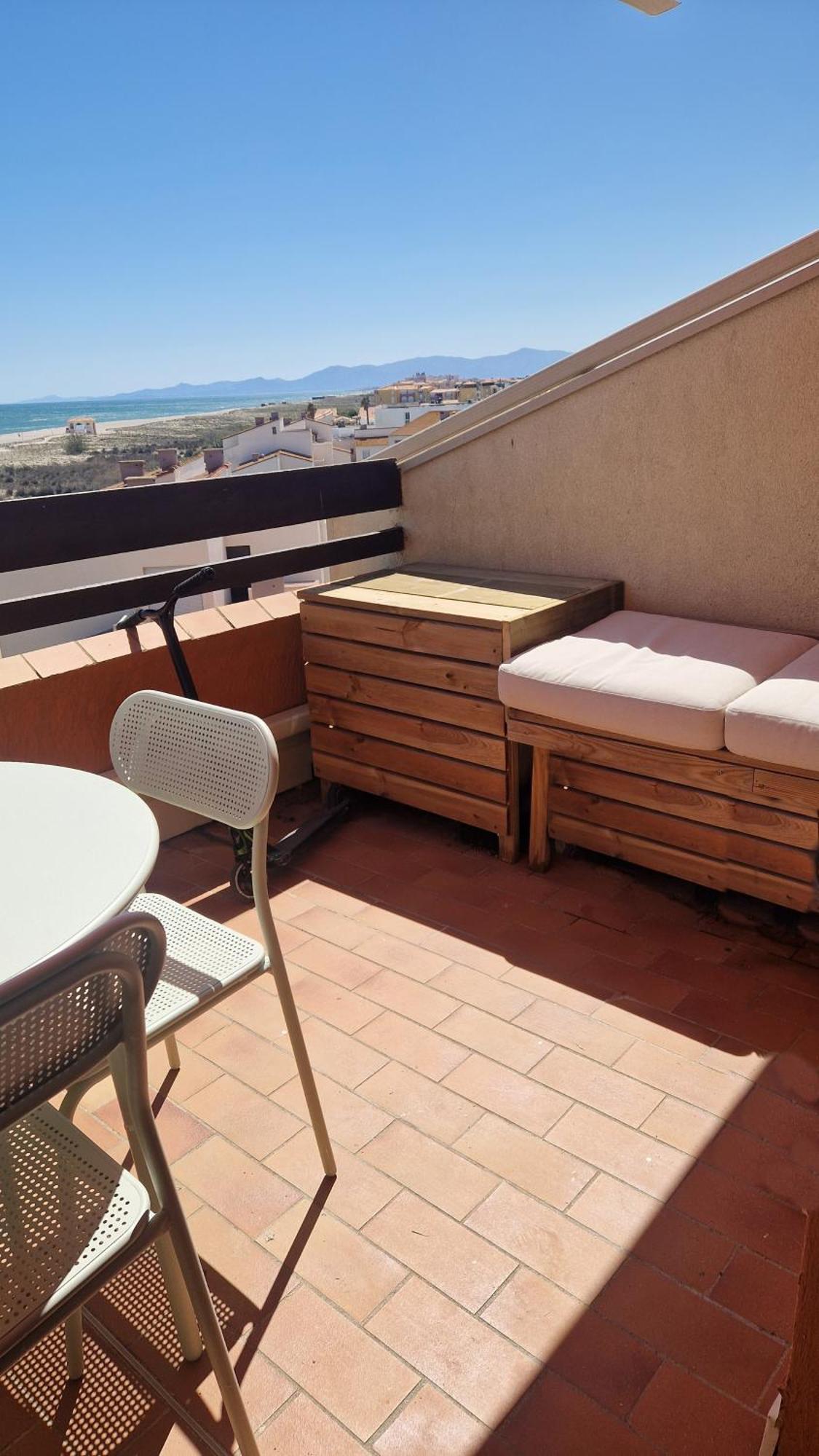 Appt T1 bis, terrasse face mer, rénové, climatisé Leucate Esterno foto